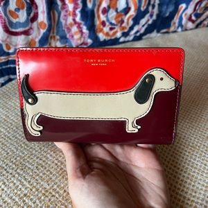 Tory Burch dachshund slim wallet